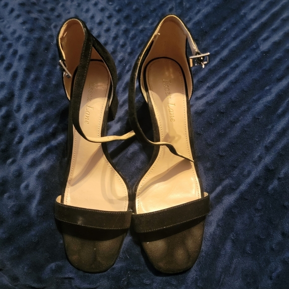 Essex Lane Black Sandals - Picture 10 of 10